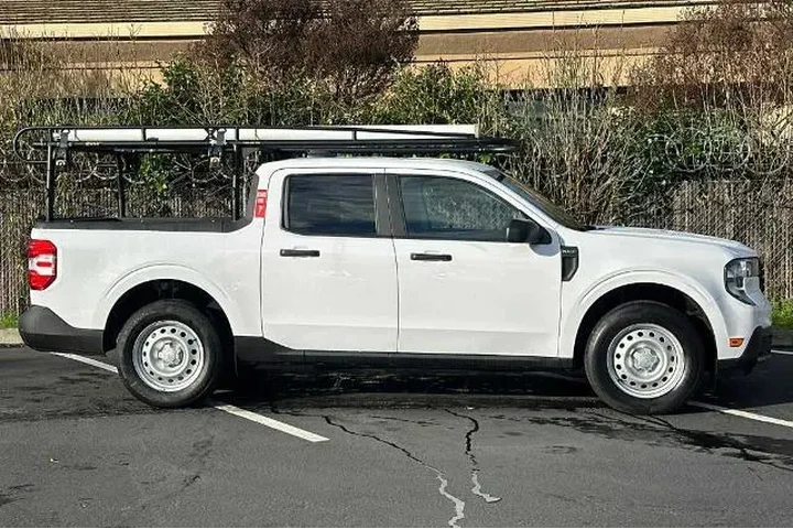 $29959 : Ford Maverick 2025 AWD XLT 4 image 7