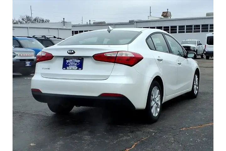 $8769 : Kia Forte 2014 LX 4dr Sedan image 3