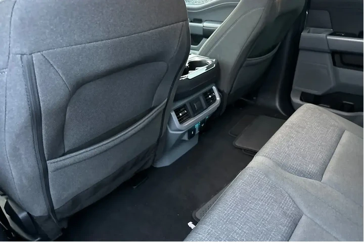 $37000 : Ford F-150 2024 4x4 XLT 4dr image 4