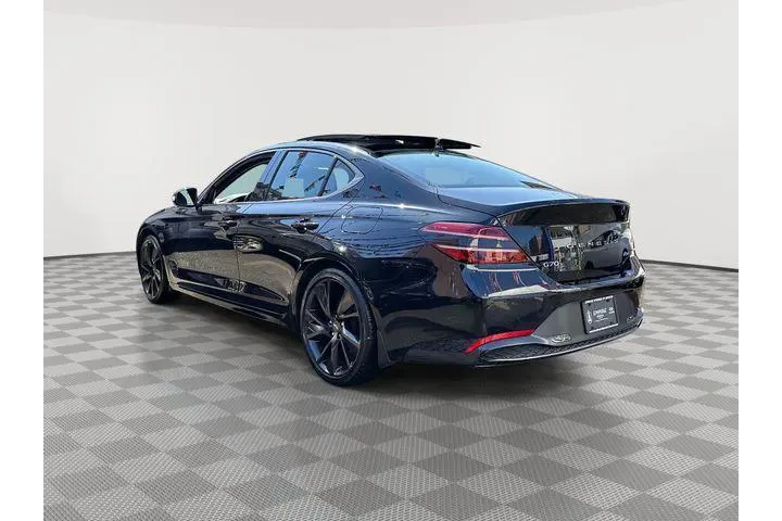 $25659 : Genesis G70 2023 2.0T 4dr Se image 5
