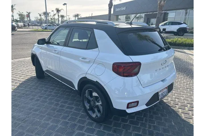 $19995 : Hyundai VENUE 2024 image 3