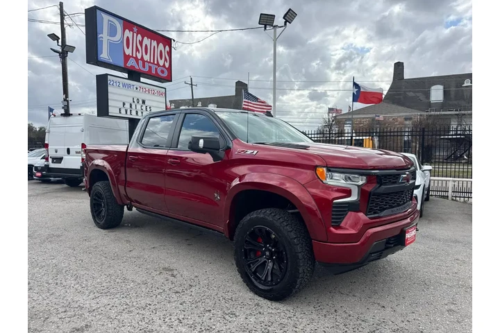 2022 Silverado 1500 RST Crew image 3