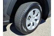 $21900 : Toyota RAV4 2019 AWD LE 4dr thumbnail