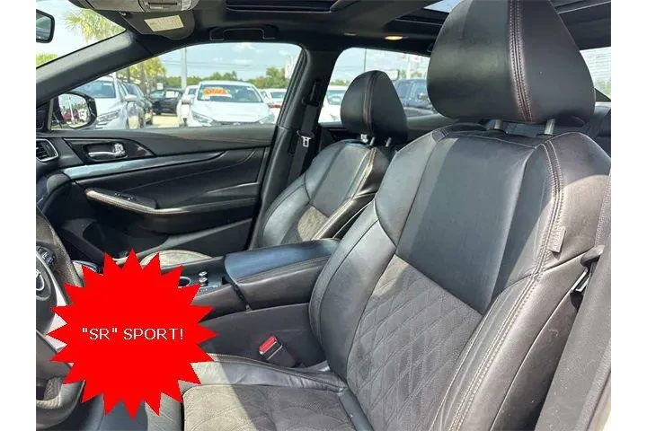 $30800 : Nissan Maxima 2023 3.5 SR 4d image 9