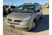 $6999 : 2005 Sienna LE - 7 Passenger thumbnail