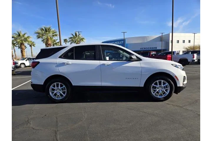 $23991 : Chevrolet Equinox 2024 LS 4d image 7