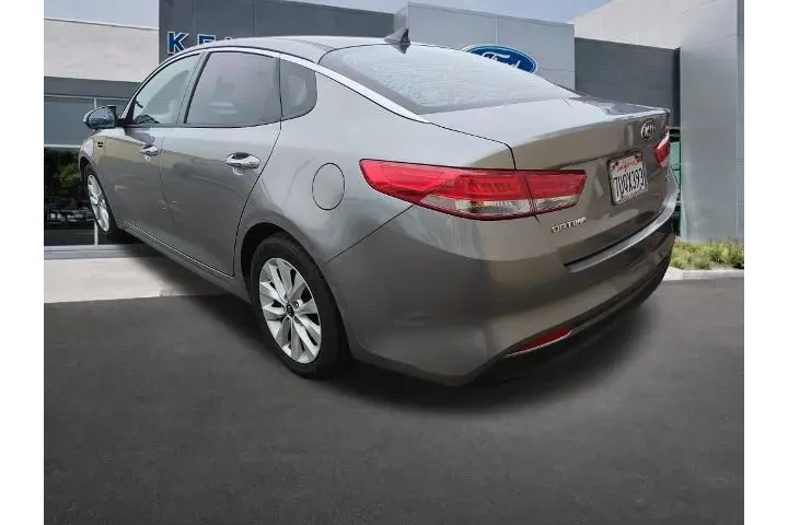 $13915 : Kia Optima 2016 EX 4dr Sedan image 4