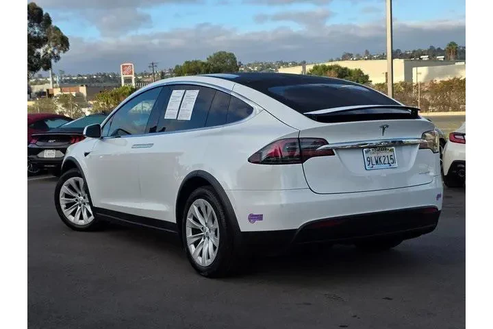 $31995 : Tesla Model X 2019 AWD Long image 7