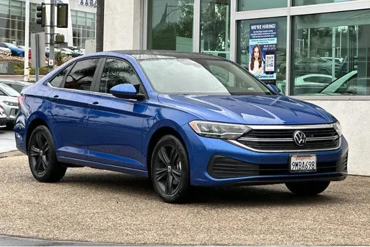 $21000 : Volkswagen Jetta 2024 SE 4dr image 2