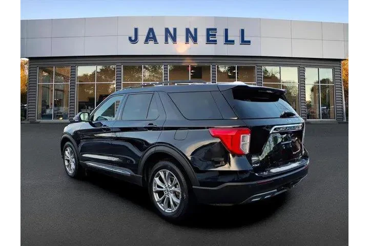 $34399 : Ford Explorer 2023 AWD XLT 4 image 8