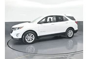 $15498 : Chevrolet Equinox 2018 LS 4d thumbnail