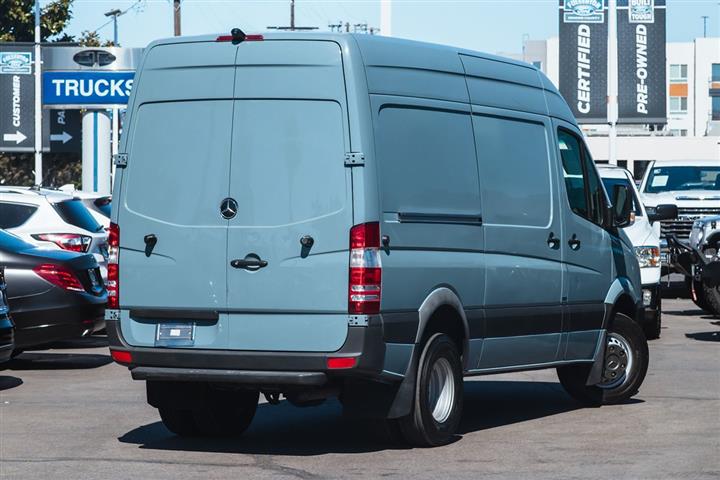 2015 Sprinter Cargo Vans RWD image 2