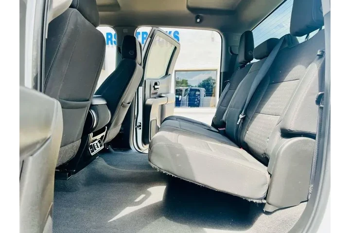 $29995 : 2021 Silverado 1500 LT Crew C image 10