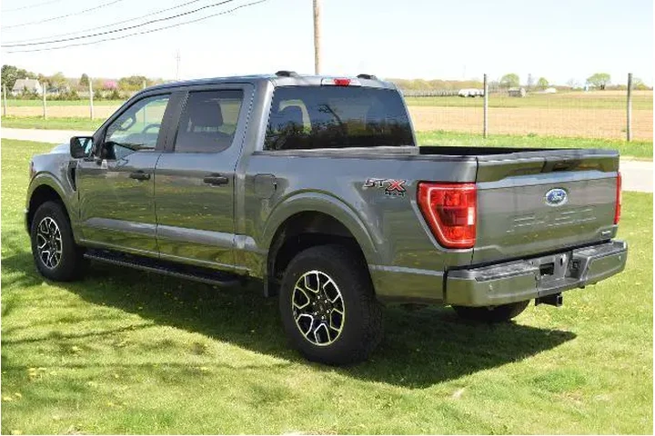 $35500 : Ford F-150 2023 4x4 Lariat 4 image 5