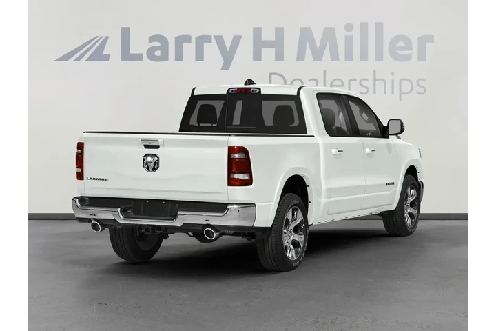 $38536 : Ram 1500 2021 4x4 Laramie 4d image 2