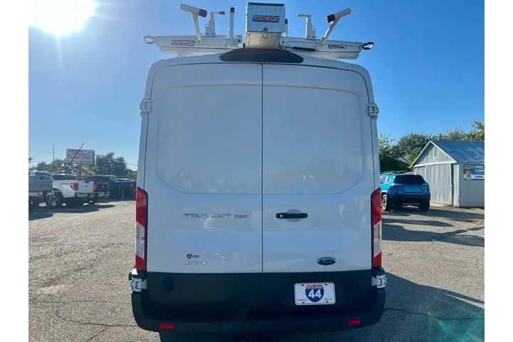 $28995 : 2018 Transit 250 Van Med. Roo image 6