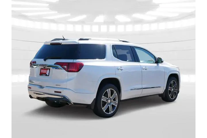 $15899 : GMC Acadia 2017 4x4 Denali 4 image 4