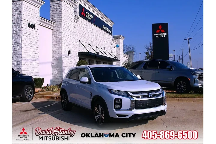 $20000 : Mitsubishi Outlander Sport 2 image 1