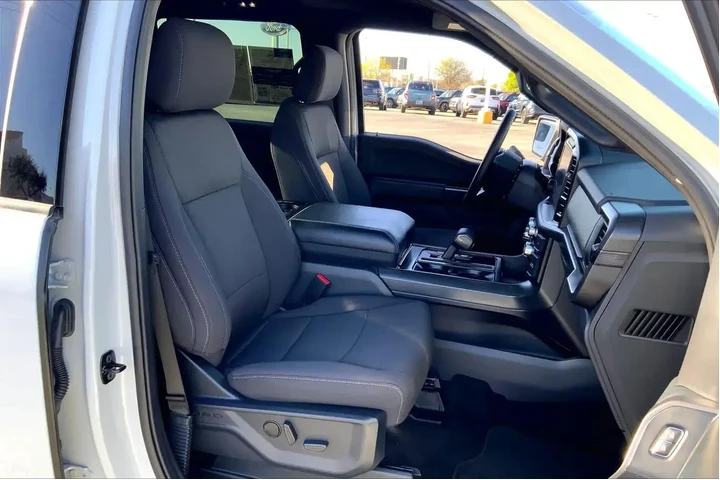 $39655 : Ford F-150 2024 4x2 XLT 4dr image 8