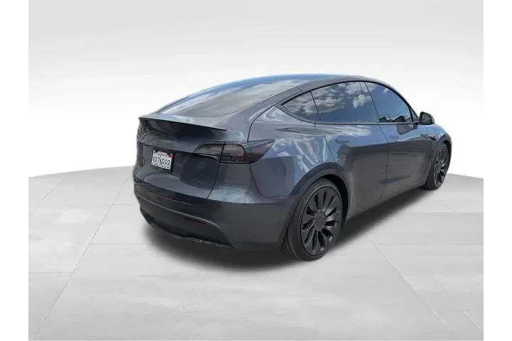 $33000 : Tesla Model Y 2022 AWD Perfo image 3
