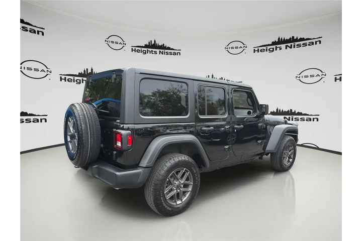 $32990 : Jeep Wrangler 2025 4x4 Sport image 5