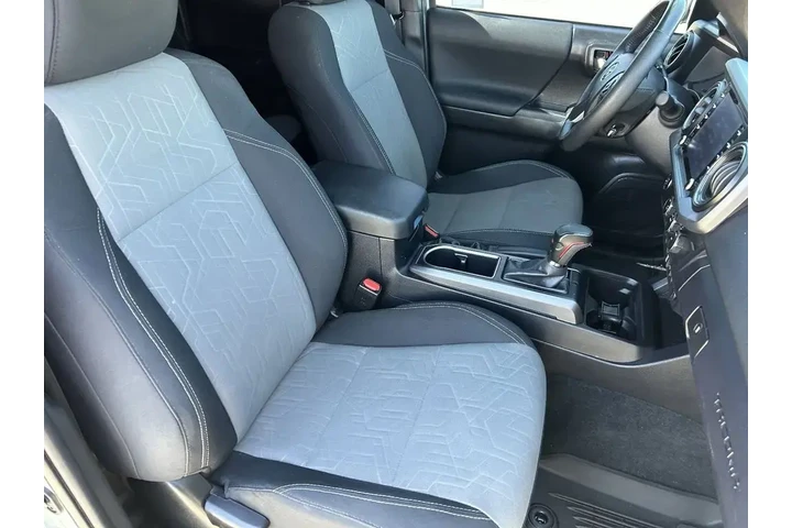 $33845 : Toyota Tacoma 2022 4x2 TRD O image 10