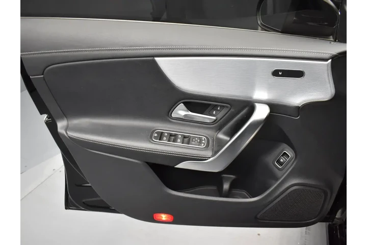 $24326 : Mercedes-Benz CLA 2022 AWD C image 9