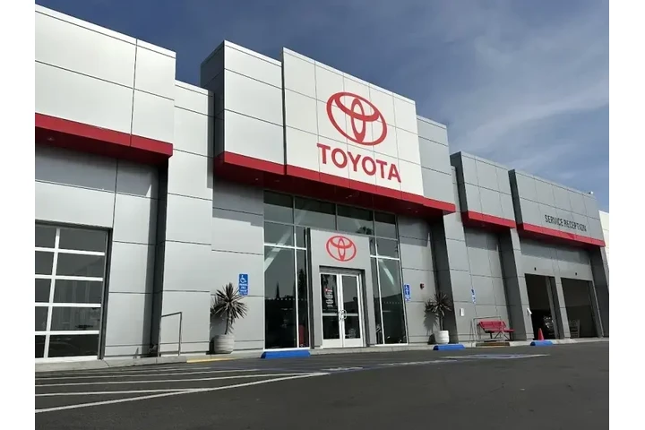 $26999 : Toyota Camry Hybrid 2022 XLE image 9