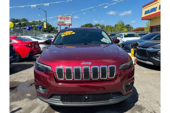 $25995 : 2021 Cherokee Latitude Lux image 4