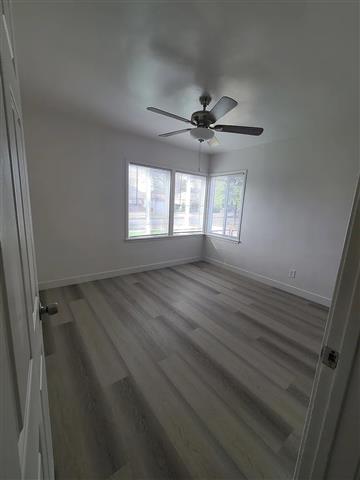 $800 : charming modern 2 bedroom image 4