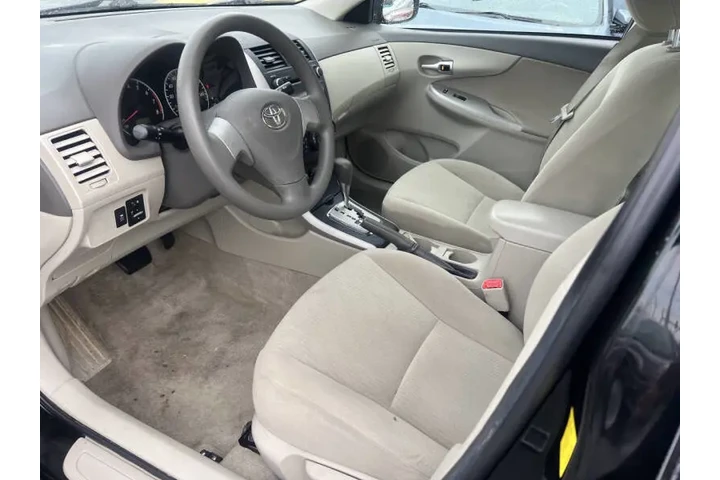 $7500 : 2010 Corolla LE image 8