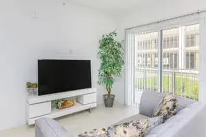 $2095 : Rental property with 2 bedro image 10