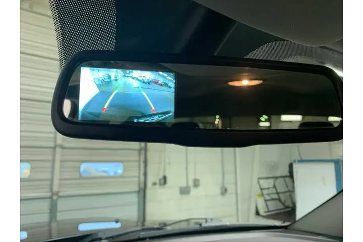 $24989 : Ram 1500 Classic 2020 4x4 Tr image 7