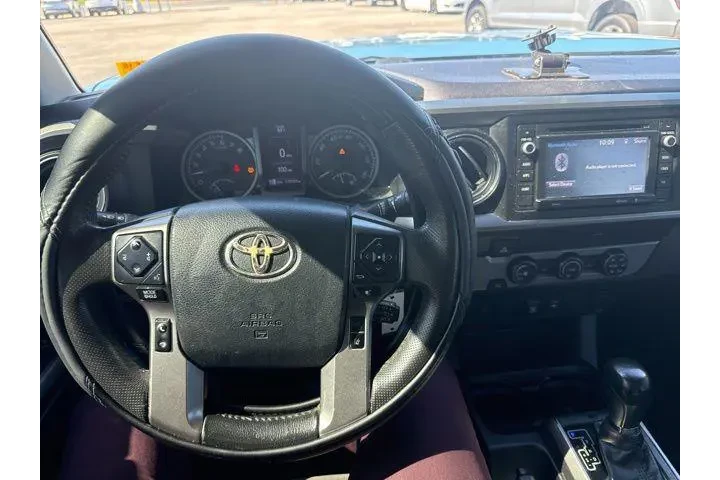 $23594 : Toyota Tacoma 2019 4x2 TRD O image 7