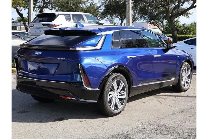 $31390 : Cadillac LYRIQ 2024 AWD Tech image 8