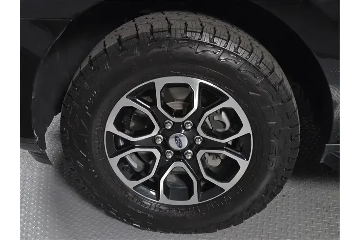 $38939 : Ford Expedition 2024 4x4 XLT image 9