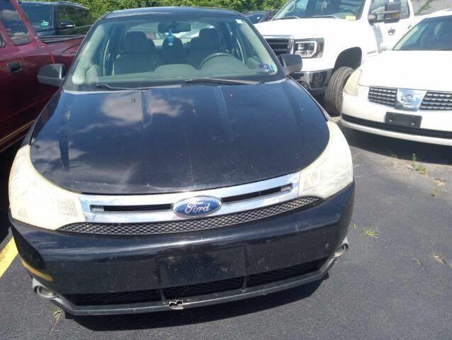 $5400 : 2009 Focus SES image 3