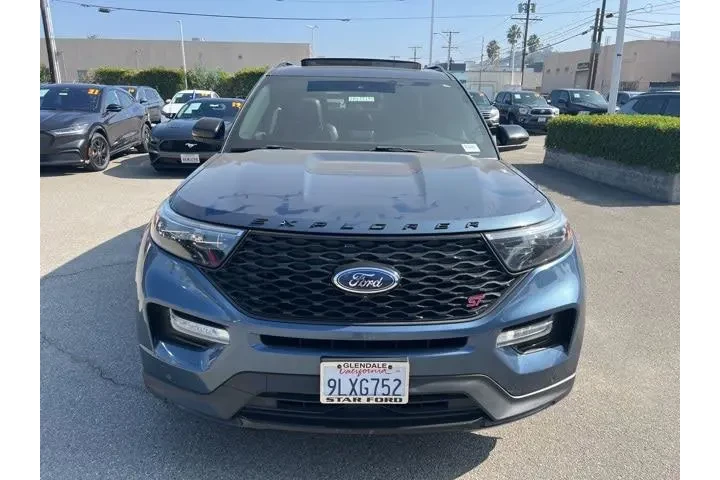 $29988 : Ford Explorer 2020 AWD ST 4d image 2