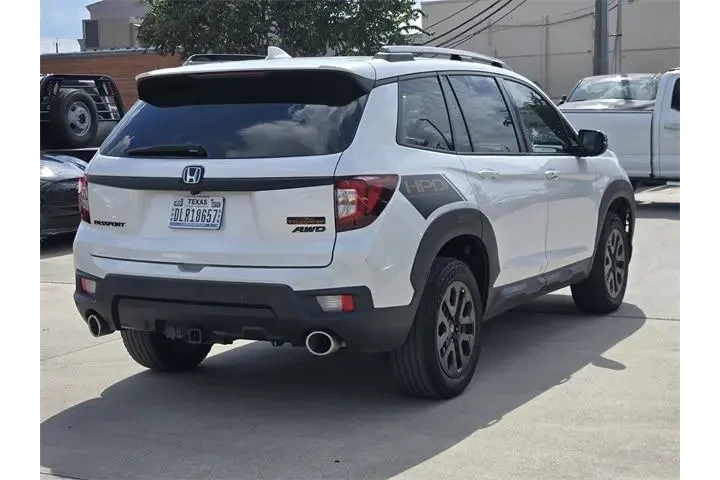 $32227 : Honda Passport 2023 AWD Trai image 5