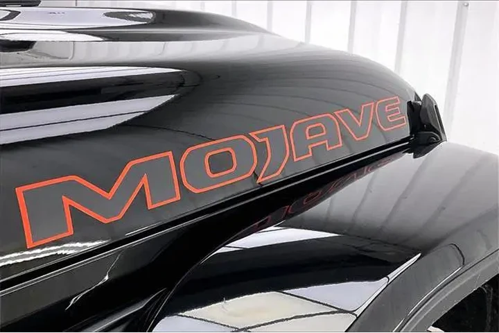 $36490 : Jeep Gladiator 2020 4x4 Moja image 9