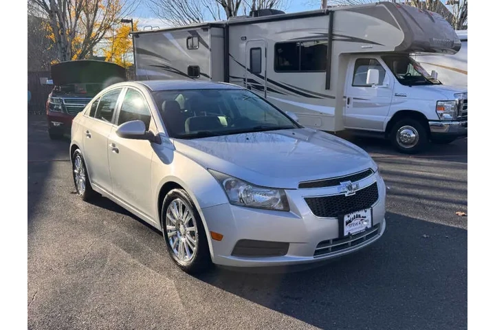 $5995 : 2014 Cruze ECO Auto image 3