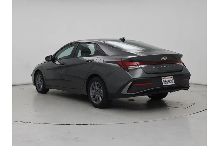 $20998 : Hyundai ELANTRA 2024 SEL 4dr image 2