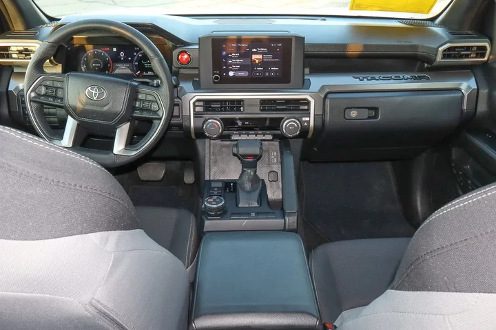 $39988 : 2025 Tacoma 4WD TRD Off Road image 10