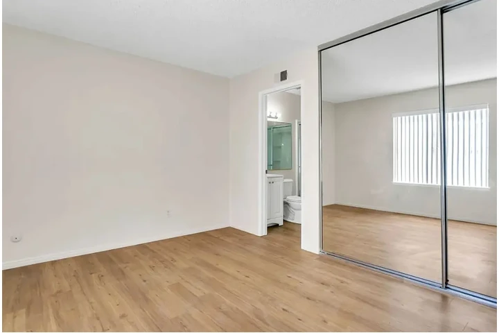 $1500 : Charming 3bed 2bath image 9