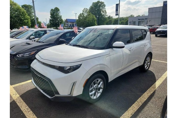 $21699 : Kia Soul 2024 S 4dr Crossove image 3