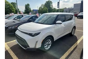 $21699 : Kia Soul 2024 S 4dr Crossove thumbnail