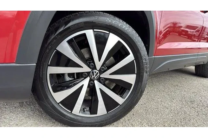 $19043 : Volkswagen Taos 2022 AWD SE image 9