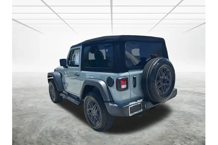 $32335 : Jeep Wrangler 2024 4x4 Sport image 6