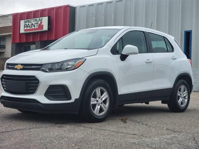 $10490 : 2019 Trax LS image 4