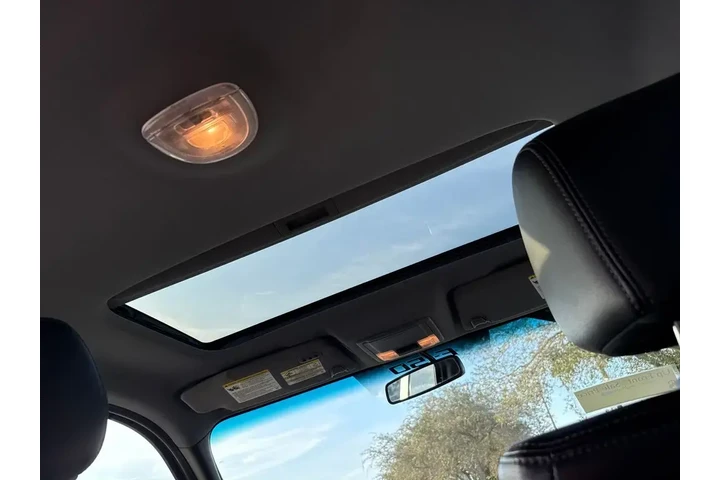 $14900 : Ford F-150 2012 4x4 Lariat 4 image 8